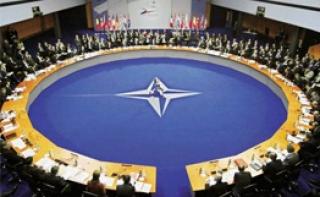 Столтенберг назвал Россию одной из «непредсказуемых опасностей» для НАТО