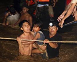 Почти 240 тысяч человек пострадали из-за наводнения в Китае