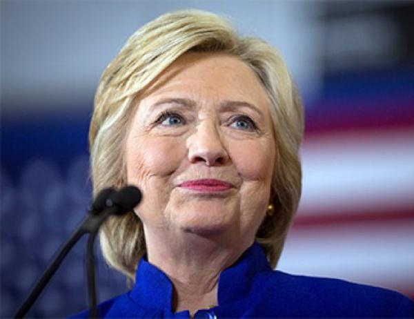 Клинтон заказала фейерверк в честь победы на выборах