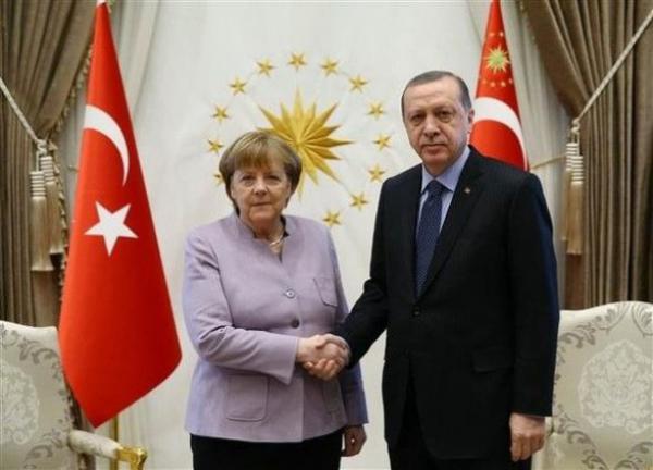 Эрдоган и Меркель поспорили на пресс-конференции