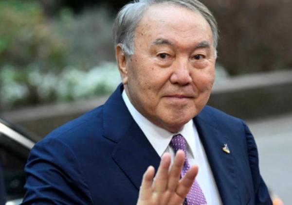 Токаев сместил Назарбаева с должности главы Совбеза