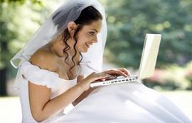 В Таджикистане обретают популярность свадьбы по Skype