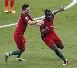 Португальцы впервые в истории стали чемпионами Европы по футболу